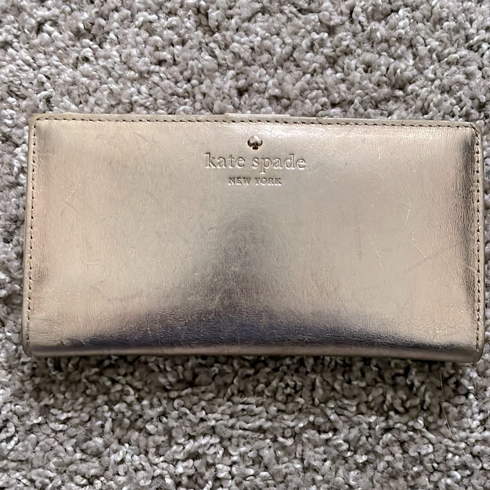 Kate Spade Rose Gold Wallet